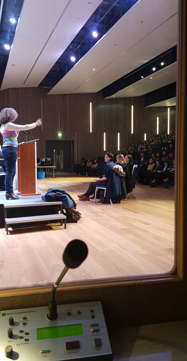 CalderheadHS's tweet image. Calderhead High School front and centre this morning at Heriot Watt University for the Multilingual Debate #hwumld #ShottsSchoolsTransformingLives