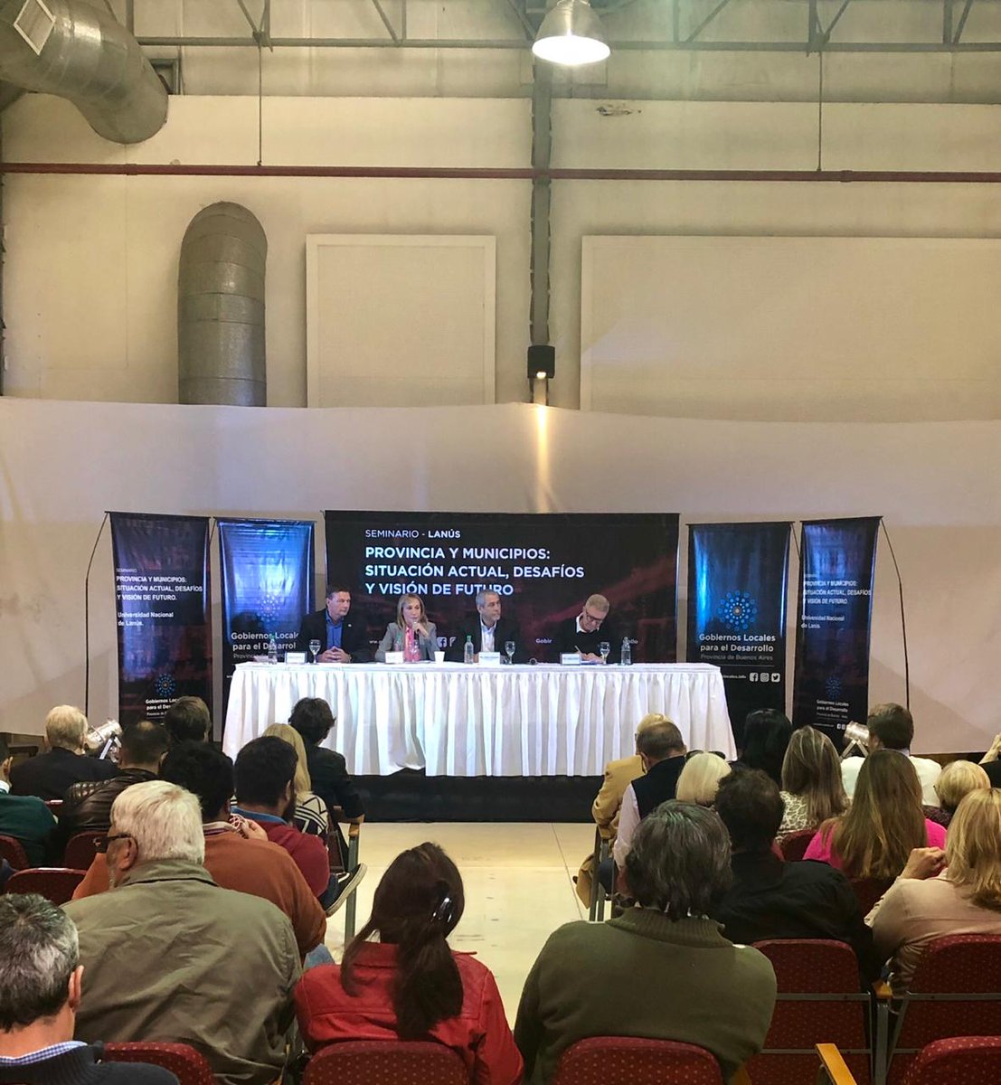 silvinagvirtz's tweet photo. Hoy participé junto a @oportomario, @jorgeferraresi, y @CrovellaRoberto  del panel educativo "Provincia y Municipios: Situación actual, Desafíos y Visión de Futuro" en el marco del seminario #GobiernoslocalesLanús. Gracias por la invitación. 
@GobLocalesDes https://t.co/ipe5haeT9P