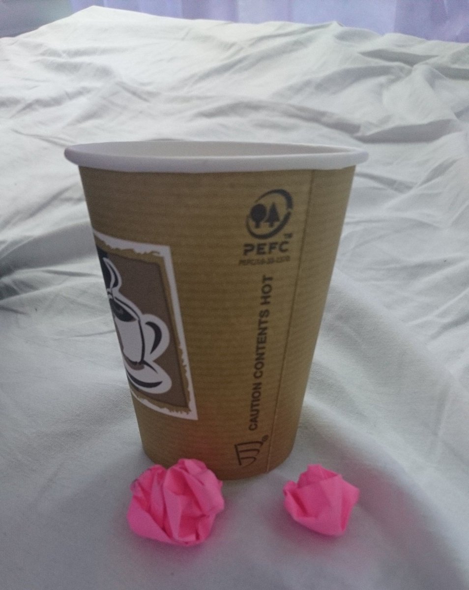 MiPS1608's tweet photo. If ever you need to take your child on an unplanned trip to the hospital remember food and a book. #TopTips #ParentingBasics #AlwaysLearning We have invented a new basketball game; the cup and post it note edition #Bored #Grateful #LoveOurNHS https://t.co/r7Rr1v91CD