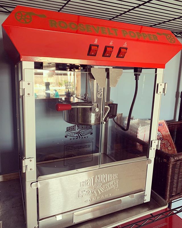 PumpHouseCaters's tweet photo. We have 3 popcorn makers for rent including The Roosevelt and The Lincoln. The presidents really loved their buttery snacks! #popcornforpresident #popcornmakers #langcreekpartyrentals https://t.co/mvMnBlgxUQ https://t.co/pu89KOjrH6