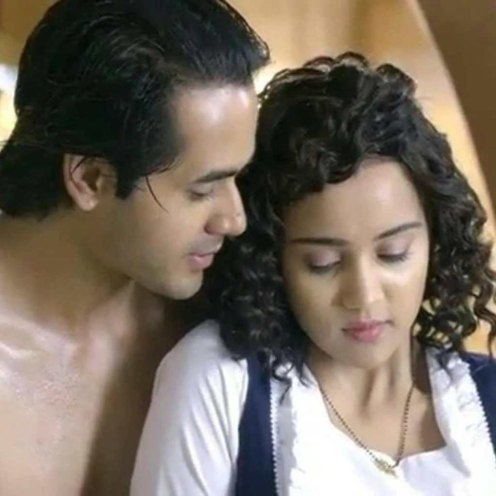 FictionNymph's tweet photo. Yeh Un Dinon Ki Baat Hai 20th March 2019 Written Episode Update
#YehUnDinonKiBaatHai 20th March #WrittenUpdate #YUDKBH #WU #YehUnDinoKiBaatHai #Sameer #YehUnnDinoKiBaatHai #Samir #Samaina #YehUnnDinonKiBaatHai #Naina #RandeepRaii… https://t.co/Js9thoEUpp https://t.co/GX1G5k5sKF