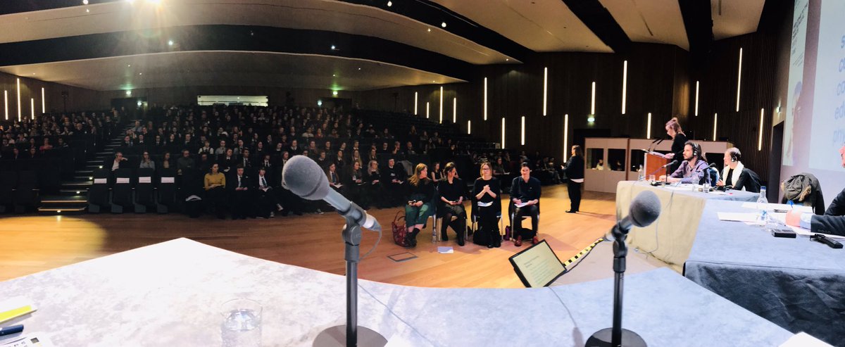 CalderheadHS's tweet image. Another great photo from this morning. Our S4 linguists looking very smart in the middle of the front row. The topic was should sport be compulsory in school until you leave, the audience voted 50% yes- 50% no. #hwumld