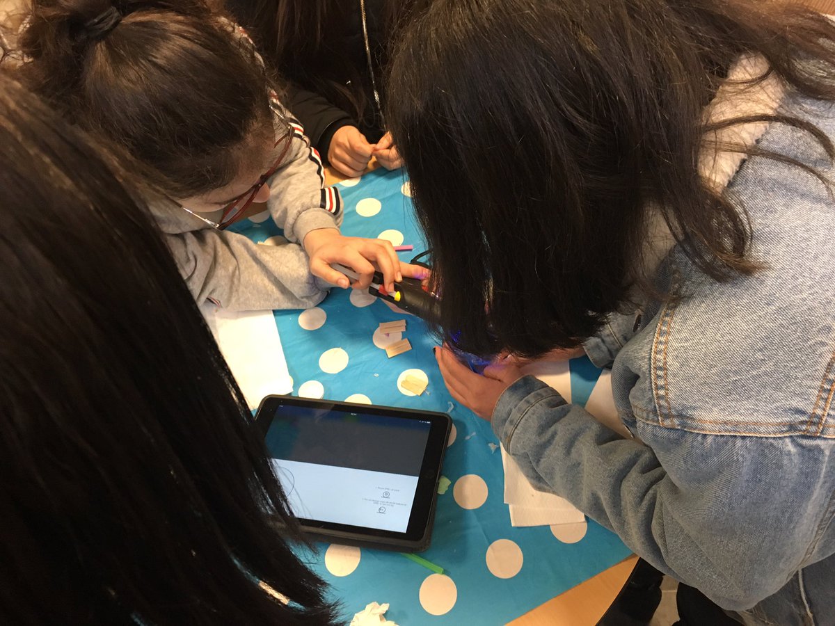 Tack så mycket @komtek_lidingo och #hersbygymnasium ! Idag fick våra tjejer i åk 8 och åk 9 delta i en workshop som väckte nyfikenheten inom tekniken. <a href="/bodals_skola/">Bodals Skola</a> #teknik #tjejer.