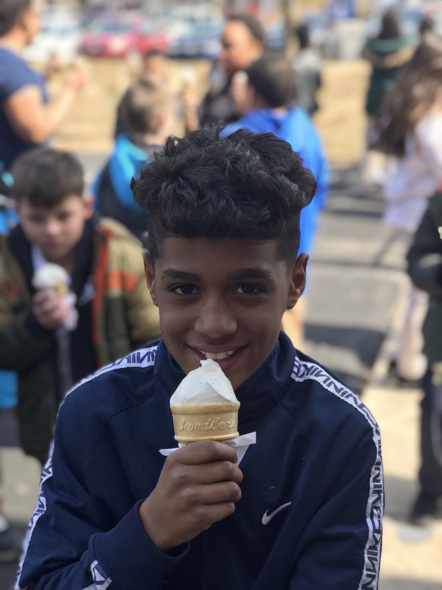 Carter &amp; MacRae students enjoying🍦on the first day of spring!