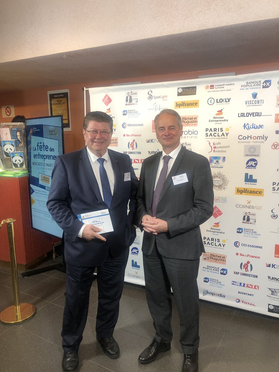 clubteamconnect's tweet photo. La soirée des lauréats du @RsoEntreprendre sud île de France se déroule ce soir à #operademassy avec la participation de la @cciessonne @emmanue48714900
#entrepreneurs #laureats #creationentreprise #rencontreentrepreneurial https://t.co/WIMS2f2qQ9
