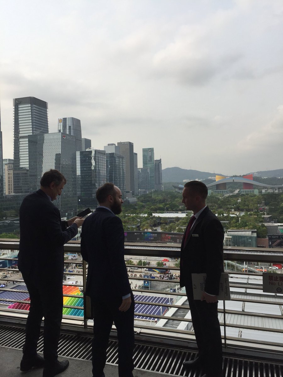 aberault1's tweet photo. Meeting great design institutions, here in shenzhen ! Work in progress for @LilleMet2020WDC as #WorldDesignCapital #ShenzhenDesignUnion #Shenzhendesign #ShenzhenCreativeWeek @Hello_Lille  @hautsdefrance https://t.co/m9GVvRT53N