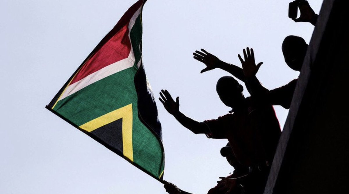 Thanda_Masinga's tweet photo. Tomorrow we're celebrating #HumanRightsDay

📍 George Thabe Cricket Pitch, Sharpeville.
🕒 09 : 00

Keynote speaker :- @CyrilRamaphosa

FREE ENTRANCE!!!

Brought to you by @ArtsCultureSA 
#IamTheFlag
#HumanRightsMonth
#IndigenousLanguages https://t.co/p6w2vA1SF2