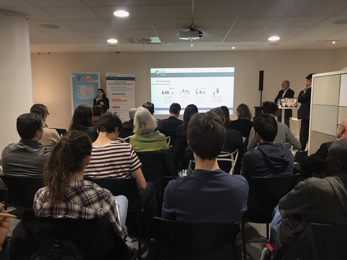 TVT_Innovation's tweet photo. Plus de 50 personnes sont là ce soir pour découvrir notre programme le Social Training Camp by TVT, les défis de Veolia Activité Eau et le témoignage inspirant des Alchimistes Toulon ! #innovation #toulon #ess https://t.co/sFByuaZ3yU