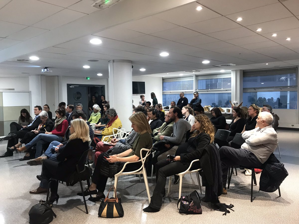 TVT_Innovation's tweet photo. Plus de 50 personnes sont là ce soir pour découvrir notre programme le Social Training Camp by TVT, les défis de Veolia Activité Eau et le témoignage inspirant des Alchimistes Toulon ! #innovation #toulon #ess https://t.co/sFByuaZ3yU