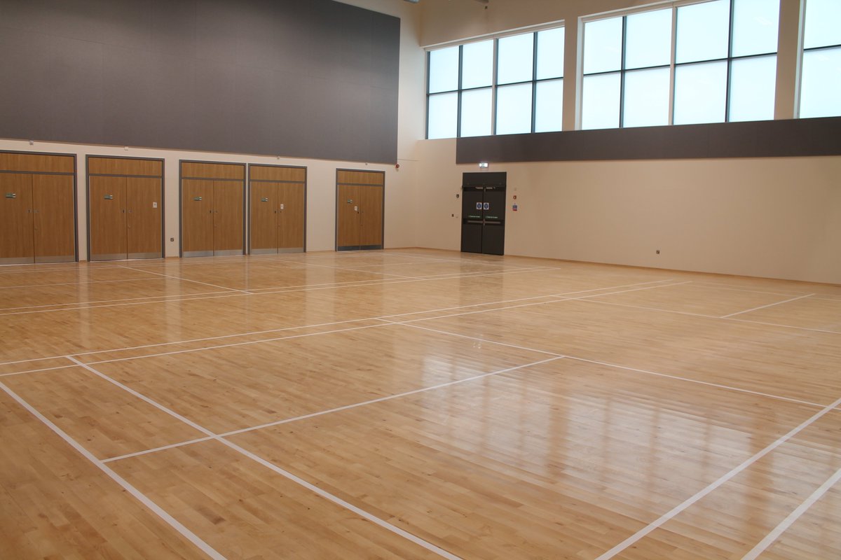Oaklands School tweet media