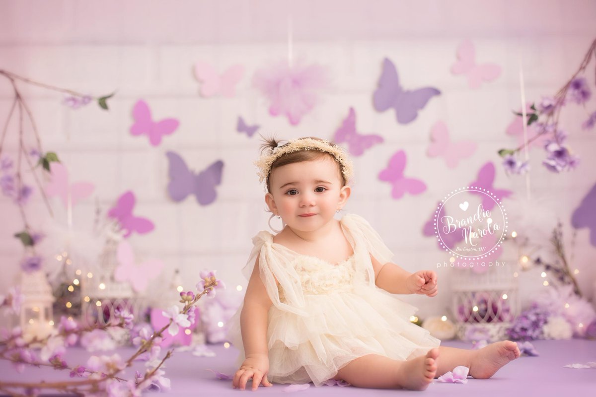 Happy first day of Spring!! We are feeling the vibes in the studio today! How gorgeous is Baby N in her lavender field setup? Happy Birthday cutie! 

~Clients we love when you TAG/SHARE