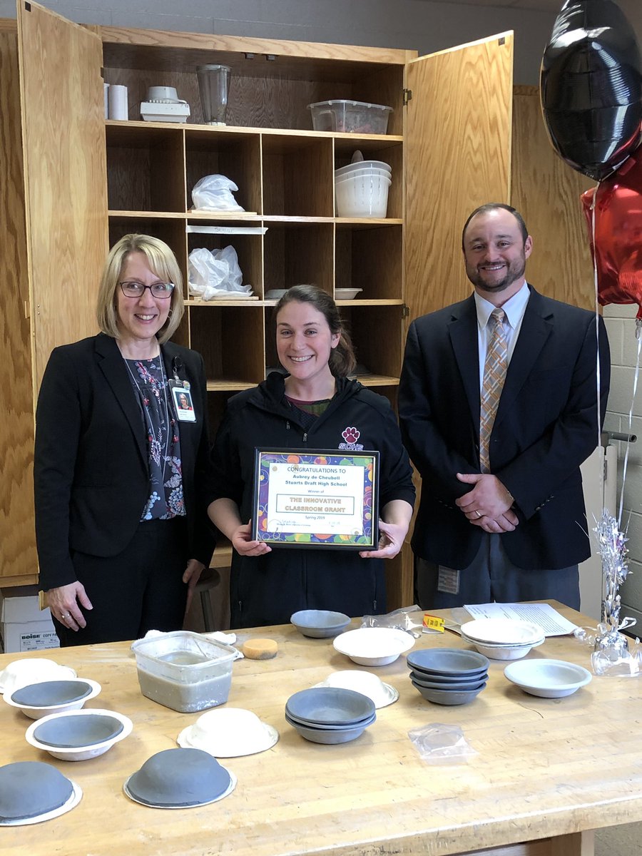 Angie Deitz tweet media