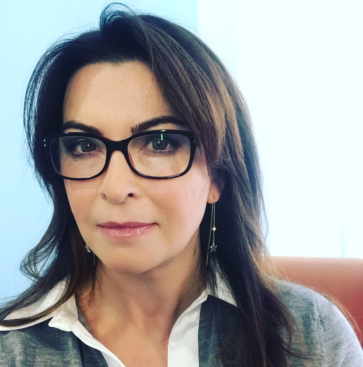 suzi perry without makeup