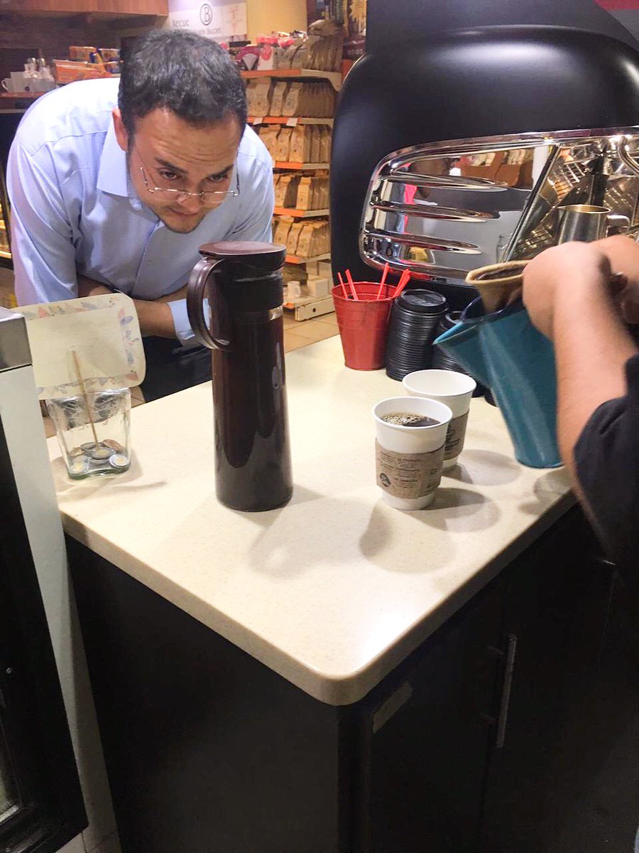 Los Álamos Café tweet media