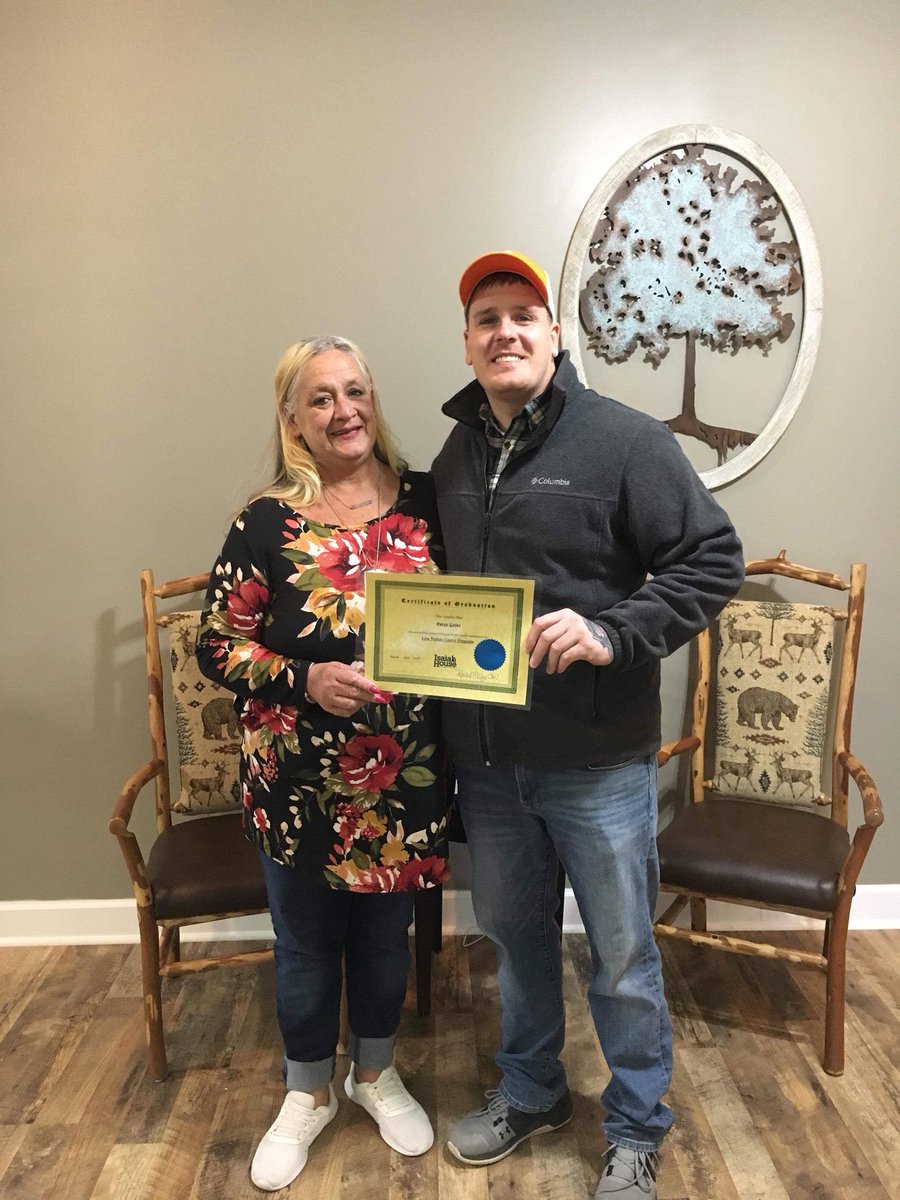IsaiahHouse's tweet photo. Congratulations to Patsy Goins ! Patsy graduated from our women’s program, the Lisa Walker Center today. @Jeffrey_Goins88 is one proud son! Jeff is 3 yrs sober and a graduate of Isaiah House. Join us in encouraging and praying for Patsy! https://t.co/IjpiY9cUjO
