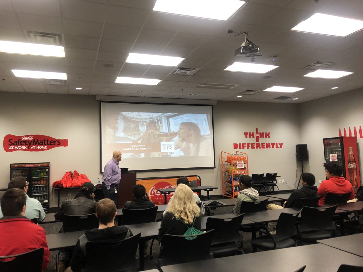 BrittanyHill84's tweet photo. Ss from @Waggener_JCPS on a tour of Coca Cola exploring various job opportunities!!! #MyFutureStory #KYGLEC #WEareJCPS #jobexploration @S_1Six https://t.co/fAjJxvW0wq