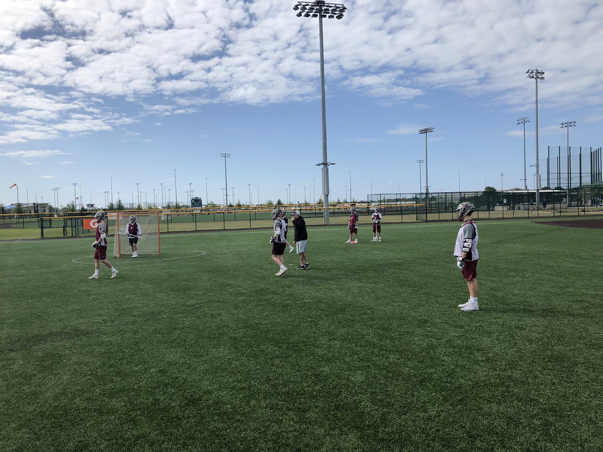 burylax's tweet image. Coach Hogan #droppingknowledge on the boys @hogan_lax @SarumAthletics #eyt THANKS Coach!!!