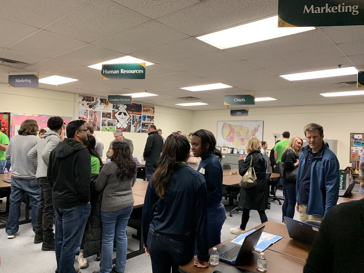 A full house at <a href="/WaubonsieValley/">Waubonsie Valley HS</a> <a href="/VEInternational/">veinternational</a> Open House. So impressed by the showcased companies. Real world, authentic learning in action! <a href="/WVHSStipp/">Principal-Jason Stipp</a> <a href="/WV_Biz/">Waubonsie Business</a>