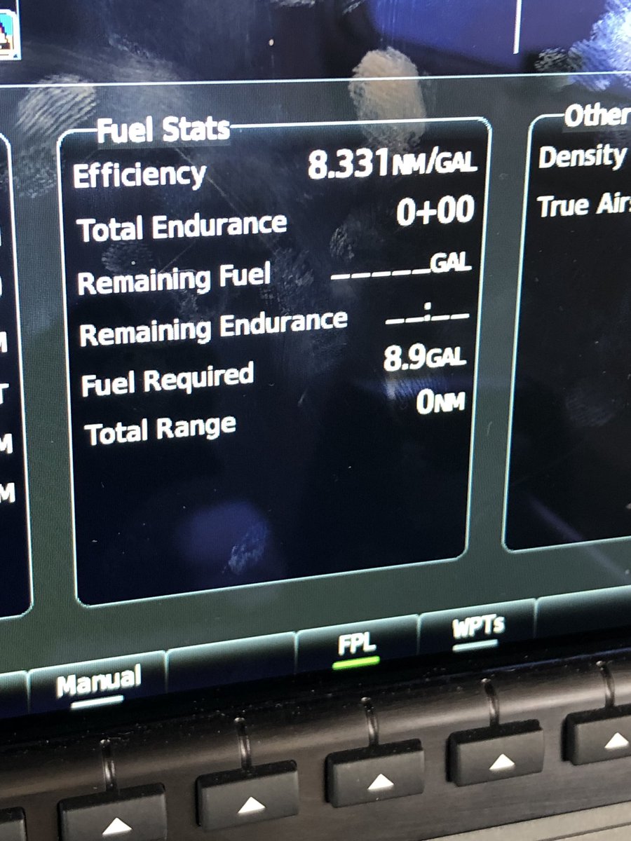 cpiflyer's tweet photo. Not terribly fuel efficient today but was headed to a meeting and running hot! #cessna #avgeek #aviation https://t.co/B13q8LuPxq