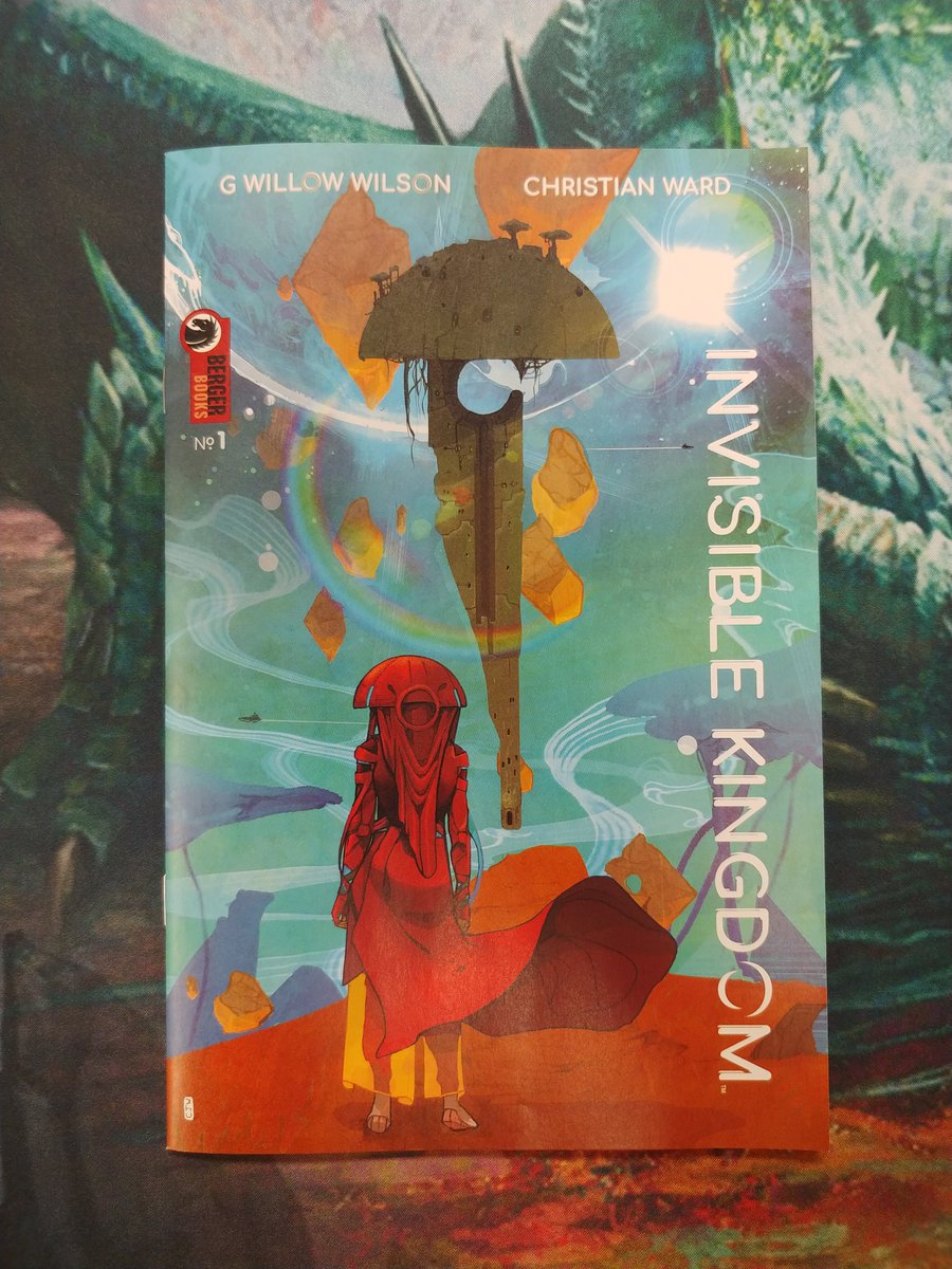 DVGSLP's tweet image. #BergerBooks BACK AT IT WITH COSMIC COMIC BOOK "INVISIBLE KINGDOM". @GWillowWilson and @cjwardart use vivid color, art style and well crafted narrative to hook the reader, and with @karenpberger in their corner they're unbeatable! Go read it now!
 @DarkHorseComics #NCBD #comics