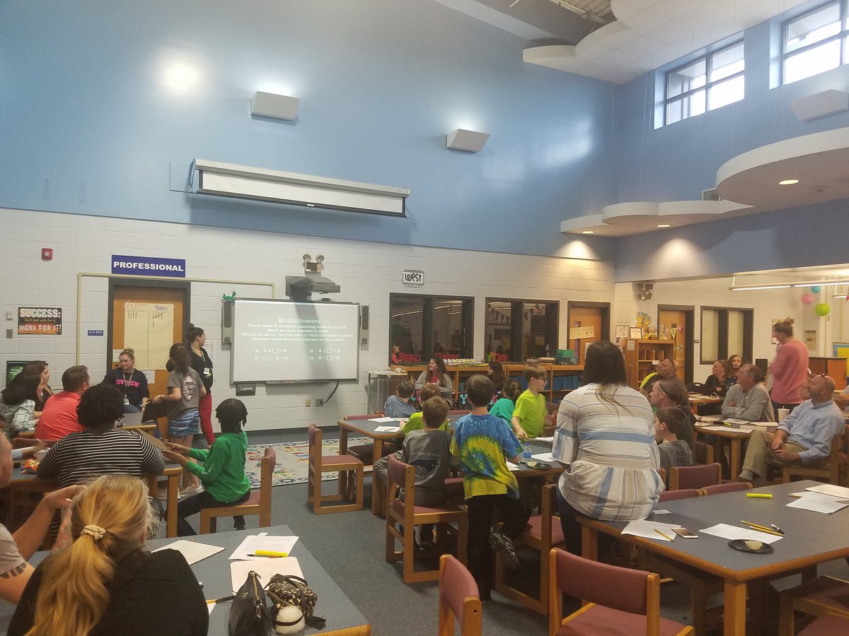 What a fun evening with students and parents at AES. "So you think you're smarter than a 3rd grader". You can imagine hiw this went for the parents.  Great job to our teachers and participants. #AydenAngels