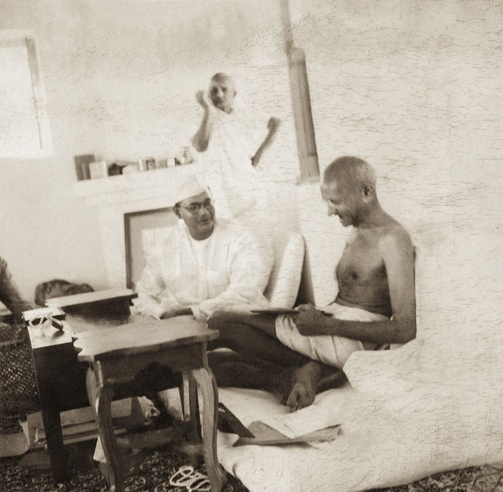 curatorial__org's tweet photo. "India Pavilion Names Artists for Exhibition at 2019 Venice Biennale" - Art News

Nandalal Bose (😍), Atul Dodiya, GR Iranna, Rummana Hussain, Jitish Kallat, Shakuntala Kulkarni, and Ashim Purkayastha are featured in an exhibition highlighting philosophies of Mahatma Ghandi! https://t.co/7V6WKA5OPq