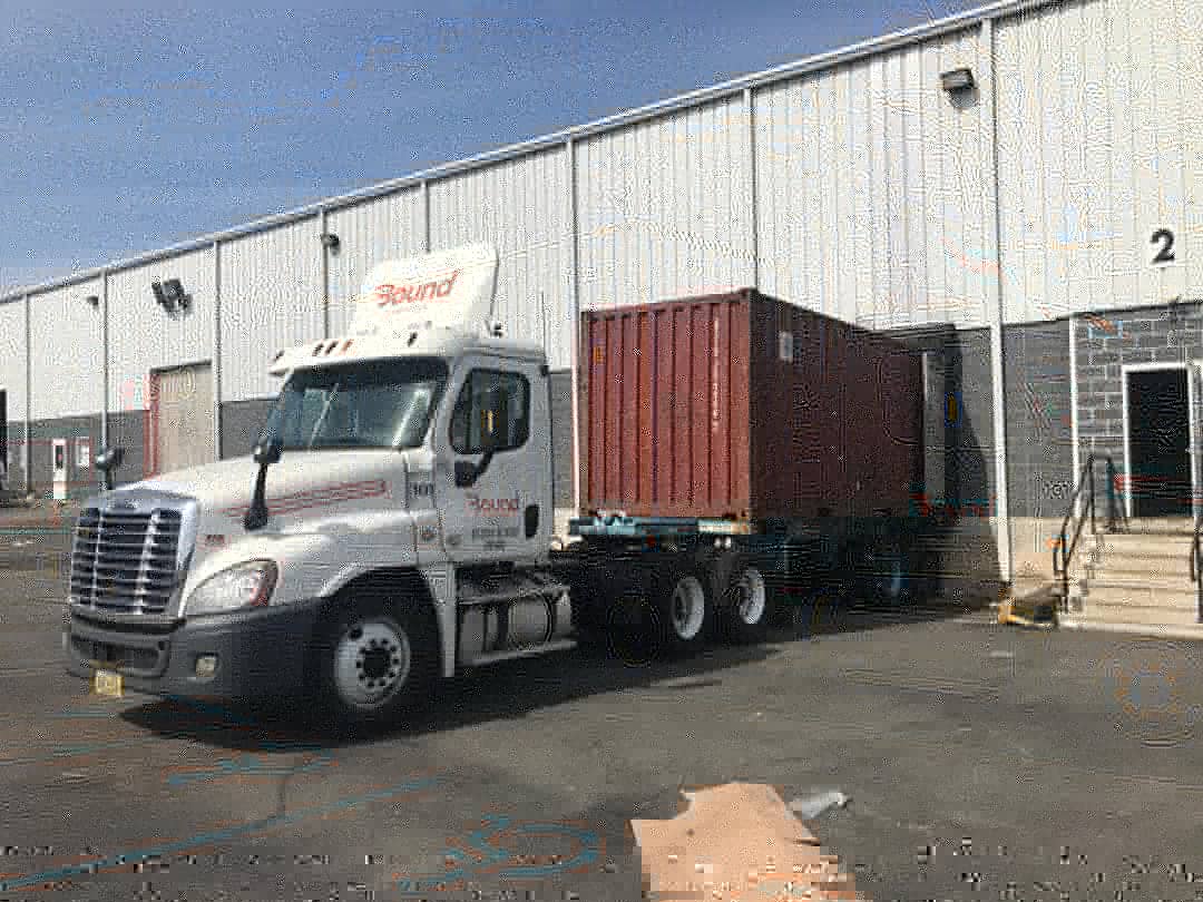 BoundLogistics's tweet photo. Container after container - We don't stop!!

For all your drayage needs, contact  #BoundLogistics

#business #success #motivation #entrepreneur #sales #truck #shipments #logistics #drayage #transportation #forwarding #container #trucks https://t.co/HlceOs5Q1t