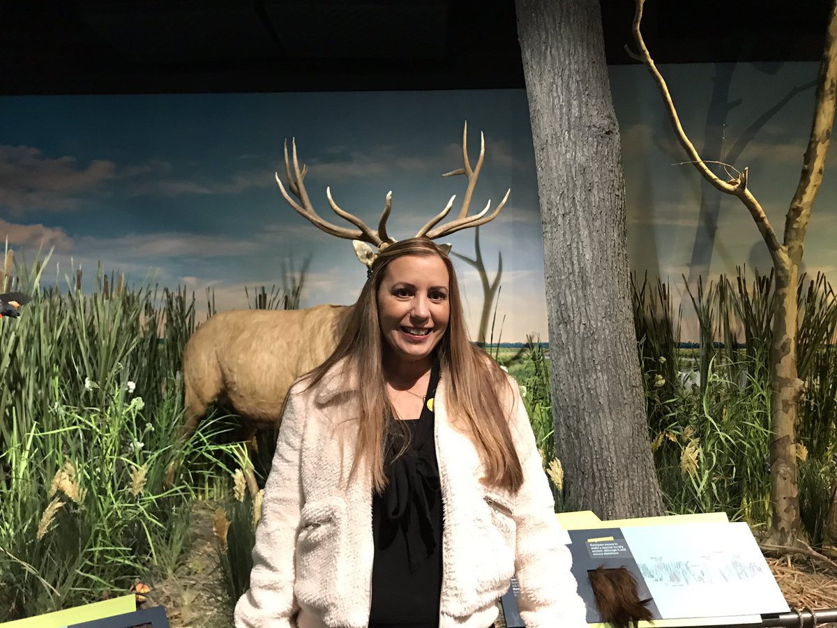 karynlocke's tweet photo. What’cha think of my new crown? @VisitIndy @visitindian 🤣 #ISMHS @IndianaMuseum #visitindy #visitindiana HOSTED https://t.co/ZuUmGeF8H3