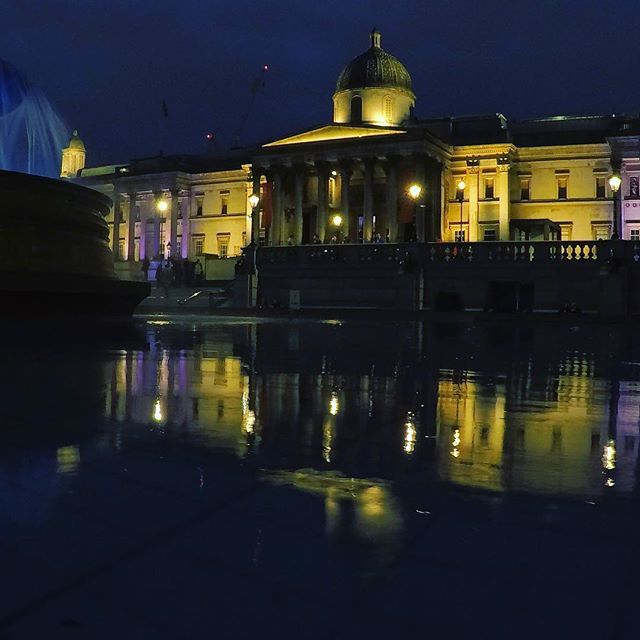 Fotomondeo's tweet photo. The National Gallery #london #uk #reflection #travel #adventure #wanderlust #vacation #travelgram #explore #holiday #travels #traveler #traveller #traveling #travelling #travelphotography #travelingram #travelblog #travelblogger #traveladdict #exploretoc… https://t.co/dCu9zIumzU https://t.co/feaEMJeZYW