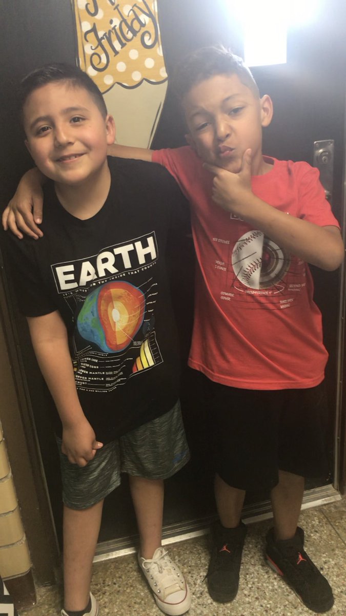 FridayatBurnet's tweet photo. My boys pointed out the non-fiction text features on their shirts today.
#burnetcolts #target #textfeatures https://t.co/so0CDbnVyt