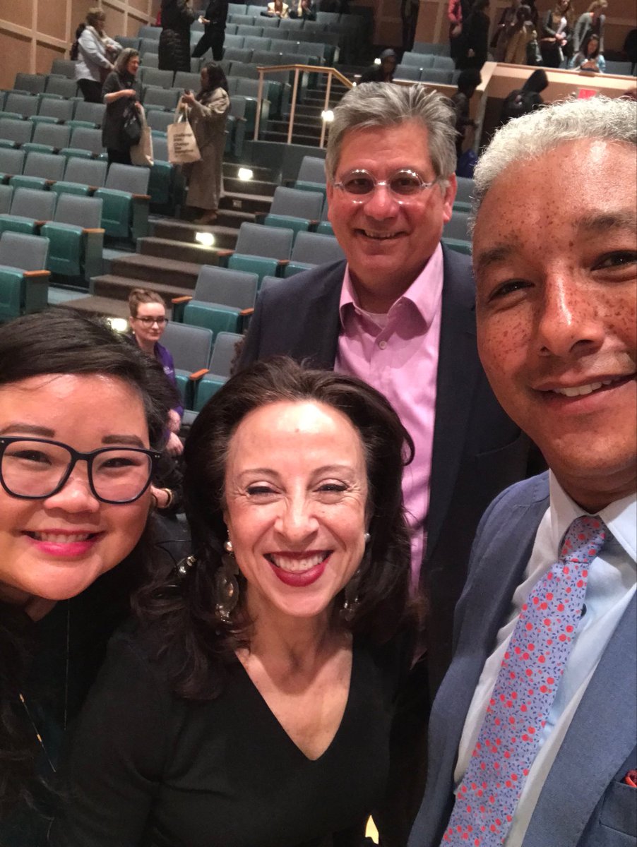 wyche89's tweet photo. All-star cast for ⁦@TruthRacial⁩ panel today ⁦@HamlineU⁩ in Minnesota addressing racial/diversity issues in journalism ⁦@emmacarew⁩, ⁦@Maria_Hinojosa⁩    ⁦@TrahantReports⁩. Was 🔥🔥🔥🔥🔥⁦@AngelaDavisMPR⁩ ⁦ https://t.co/ofFeCfwRFQ