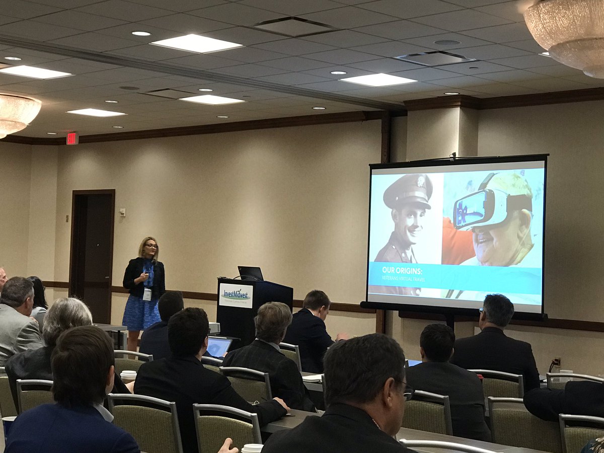 ms_spry's tweet photo. @SarahMidMO always amazes me with her smooth pitches! This girl knows her stuff and has worked her butt off to make @HealiumXR what it is with a great social purpose. #ProudOfHer #HEALium  #Teamwork #ChangingLives #InvestMidwest https://t.co/0rh27VebnH