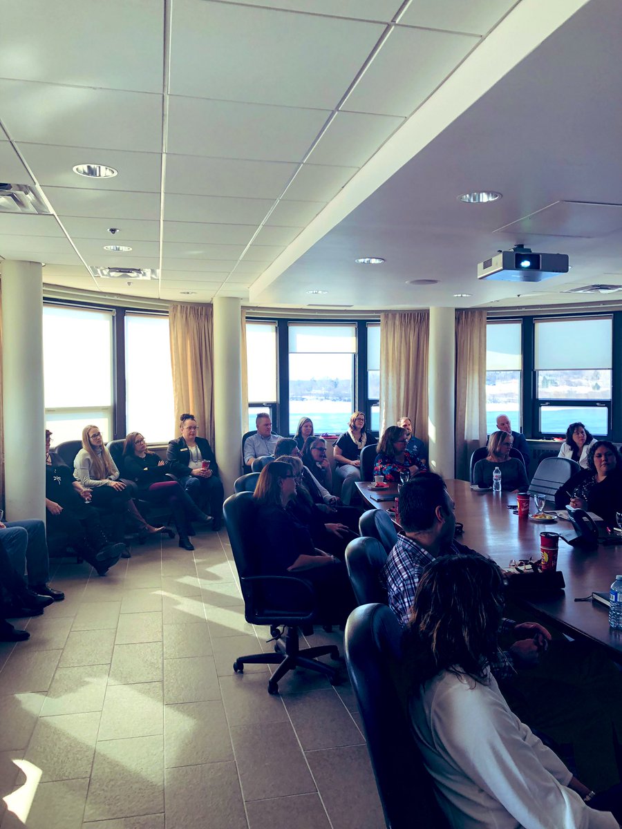 gvollebregt's tweet photo. Great turnout and lots of excellent conversation today at our #Cornwall & #Brockville Campuses as we shared and discussed our Draft @whatsinsideslc Strategic Plan. Thank you everyone! #StratPlanSLC https://t.co/UYAOps15YN