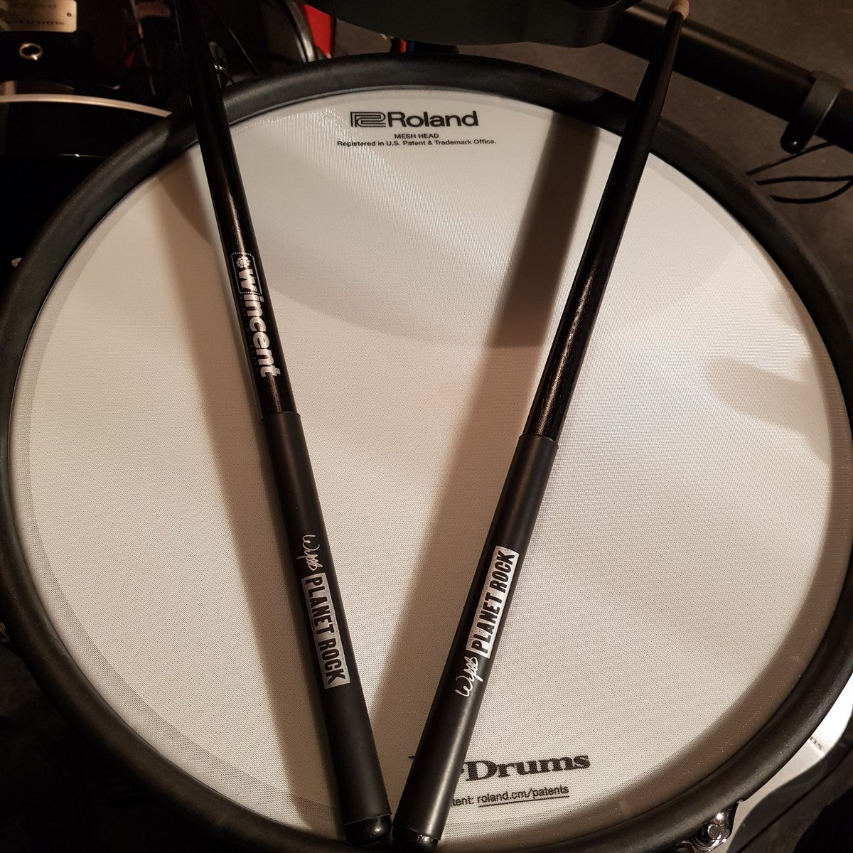 My new signature drumsticks have arrived!
They be sleek and hot looking....
#WincentDrumsticks
