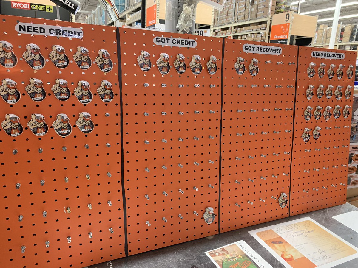 alisosky's tweet photo. I’m always looking for new ways to drive credit and recoveries on the front end at store # 6223. @hd6223 @hmalak @billmurph5 @WclintonTHD @BobWhiteTHD @CharlesMRivers1 @georgegray3 @JasonArigoni https://t.co/tPuByXysC5