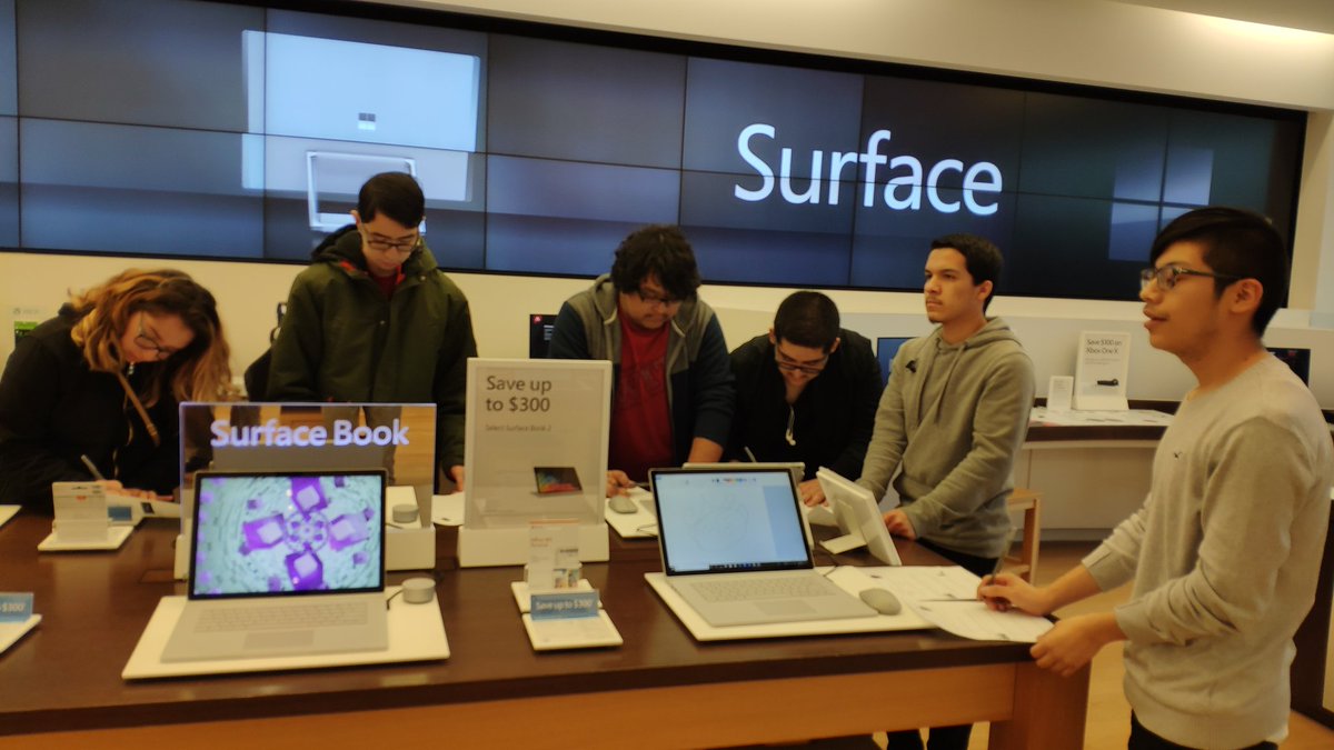 HHSGreyhounds's tweet image. CTE IT students are getting hands on training with Microsoft technology. Coding is fun when you're programming a talking robot! @CPSNetwork16 @ChiPubSchools @Microsoft #CodingRobots