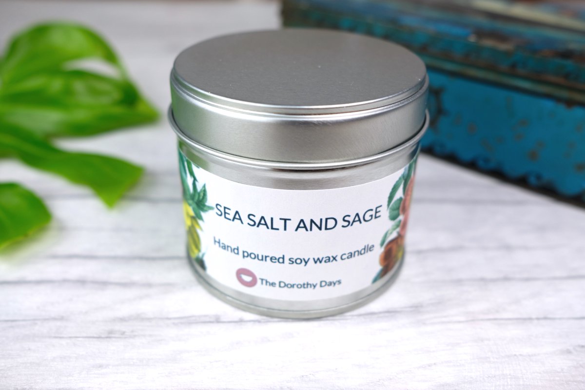 thedorothydays's tweet photo. I have just been adding new scents to my soy wax candle collection including these. 

Find my full range here: https://t.co/6OTMQOIzgg

#handmadehour https://t.co/SHTcU4CyZC