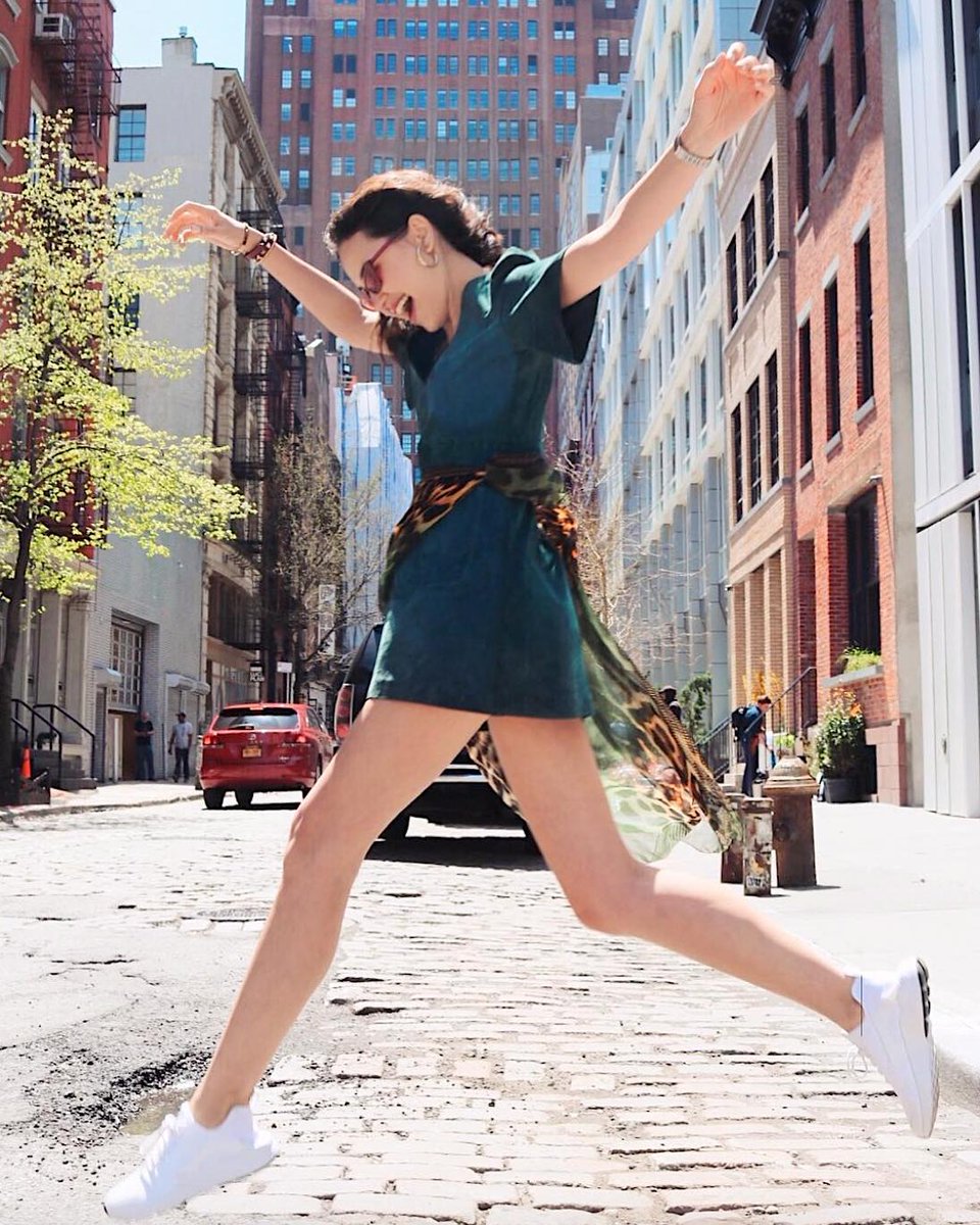 longislandmodel's tweet photo. Springing for spring! 🌻🌼🌷🌸💐🌺
https://t.co/BcLVSuVbiy https://t.co/Xd7brgTMd3