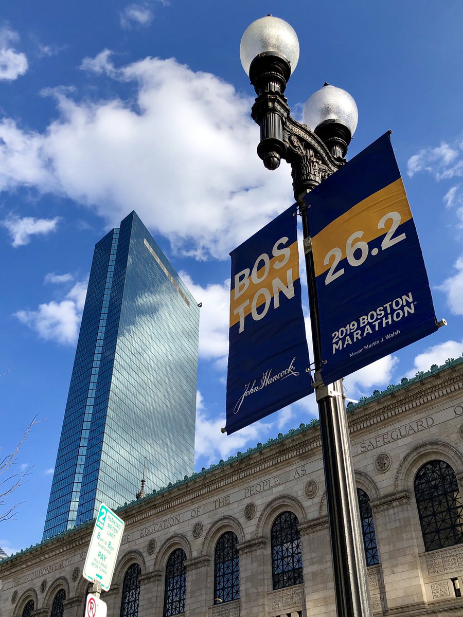 BostonTweet's tweet photo. The banners are up. #BostonMarathon https://t.co/syhcCF0UBR
