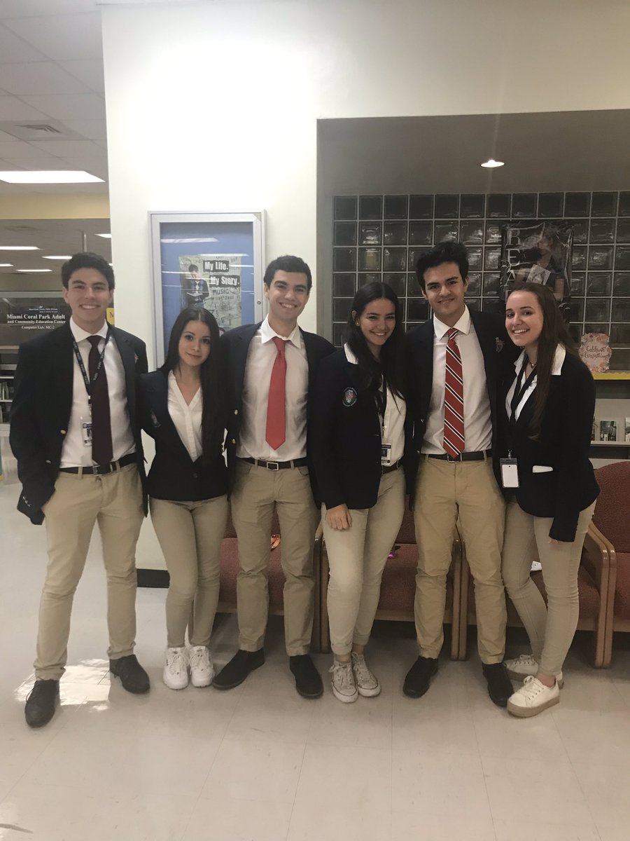 ispaatgables's tweet photo. ISPA Student Leaders representing at #SupRT19 @MiamiSup @MDCPS @MDCPSCentral https://t.co/ve0ZiwQsxJ
