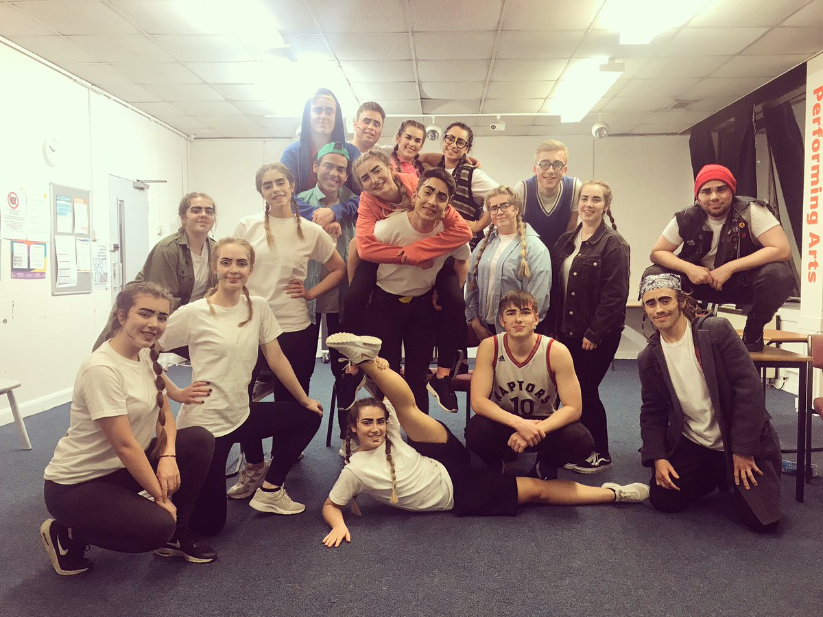 LCC Musical Theatre Performance tweet media