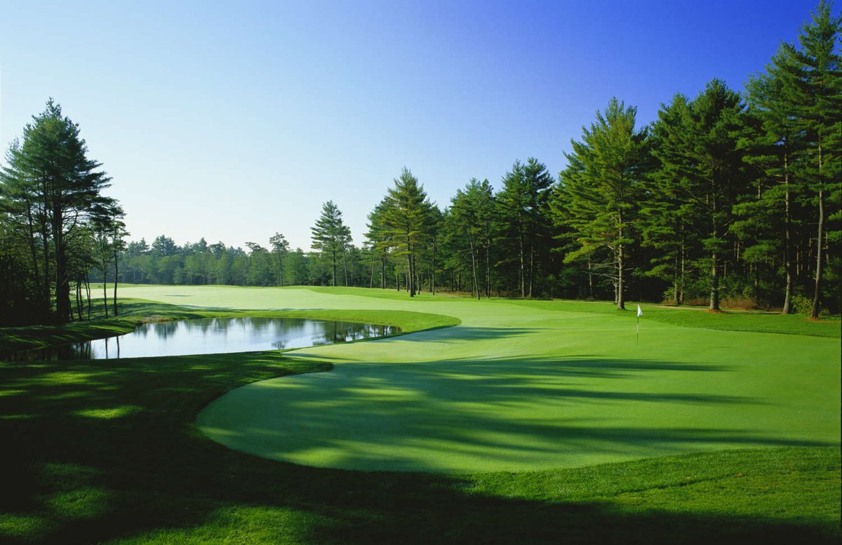 #Spring has sprung! We are looking forward to warmer, longer days and the Pinehills Golf Club will officially be open on March 29th! Things are looking up! ow.ly/By8b30o7SOS