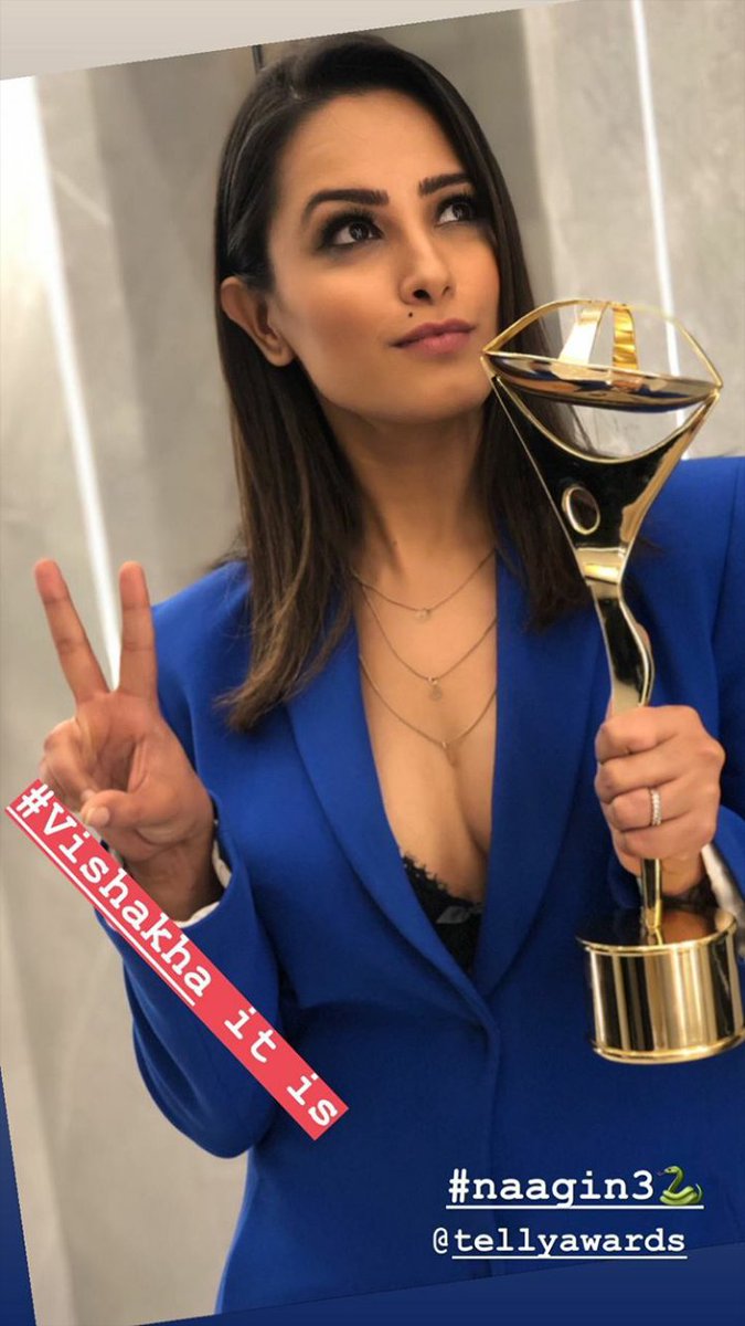 ANITA_FANDOM's tweet photo. Congrats @anitahasnandani for winning Best Actress In Supporting Role for #Vish 
So happy for you 

#VishKhanna #Naagin3
#IndianTellyAwards2019 
#AnitaHassanandani 
#IndianTelevisionAcademyAwards https://t.co/wqbatEZyvU