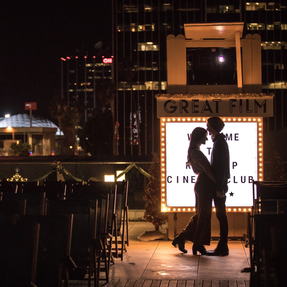RooftopCinema's tweet image. We've always celebrated "Love, Peace &amp;amp; Great Film," but we're putting 💜LOVE💜 under the spotlight this year. To kick things off, we're screening #LaLaLand on the #firstdayofspring! Spring has sprung, love is blooming, and we are so excited for a year of #RooftopRomance ahead!