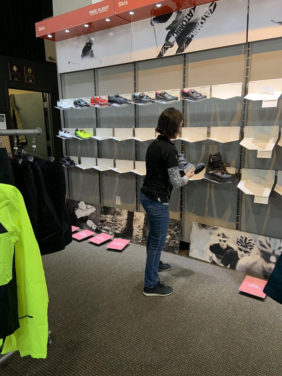 FreeFlightBikes's tweet photo. In the works of setting up the bike wall...lots of new spring arrivals heading our way! 🚲🌞

#cycling #bikegear #springcycling #freeflightbikes #dubuqueiowa https://t.co/8kCDqhSIuq