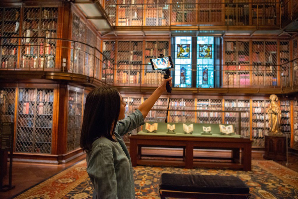 MuseumDirectors's tweet photo. How museums like @MorganLibrary
and @pamm are using #augmentedreality for visitor experience:  https://t.co/CYlOVxIWi1 https://t.co/WQQ3LUzeN4