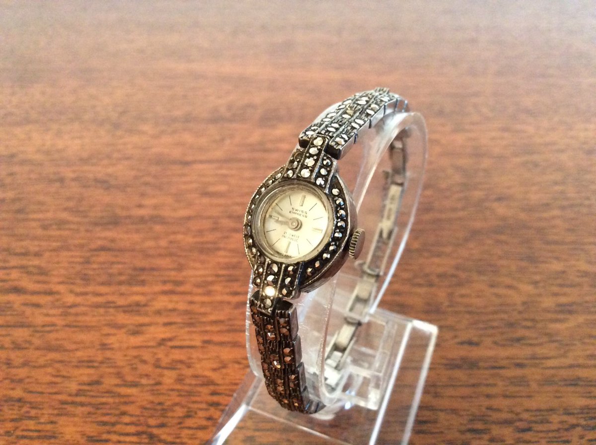merchofvintage's tweet photo. From my๐ฌ๐ง #etsyshop :Vintage Ladies 1960's Solid Silver 'Swiss Empress'๐จ๐ญhand-wind watchโ๏ธ, 925 Silver -Hammarked,21 Jewels,WATCH SERVICED๐,Swiss Made๐จ๐ญ. Fast & Free Shipping ๐ฆ to ๐ฌ๐ง๐บ๐ธ๐จ๐ฆ๐ช๐บ. #etsy #vintage #etsyvintage #vintsgestyle โก๏ธ https://t.co/ptCuVDJYVs https://t.co/36lRPbvtgL