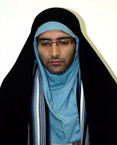 art_samint's tweet photo. #HijabForMen too in #NewZealand ! 

Men can (also) wear a #hijab for showing their "solidarity" to muslim women (who are harassed, jailed, tortured or killed). 

Because "we are ONE". 
There is always something "more important" than women's rights,  is n't it ?

#FreeFromHijab https://t.co/PJ2XKJ6DFW