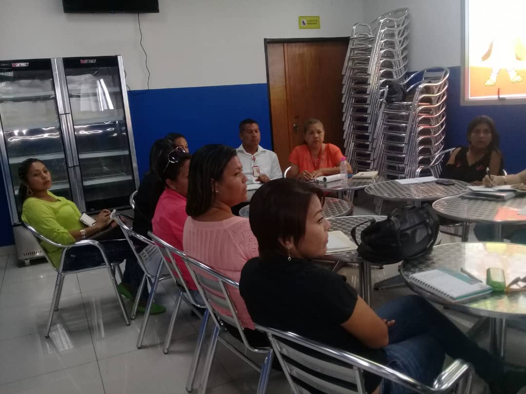 DefensoriaAnz's tweet photo. Reunión con el Sistema de Protección zona norte del Edo- Anz a fines de reactivar creación de ordenanzas Municipales y apertura de investigación sobre Casas de abrigo.@Defensoria_Vzla @Rafael_Vega2 @aruizddp https://t.co/CX5QNzJBD6
