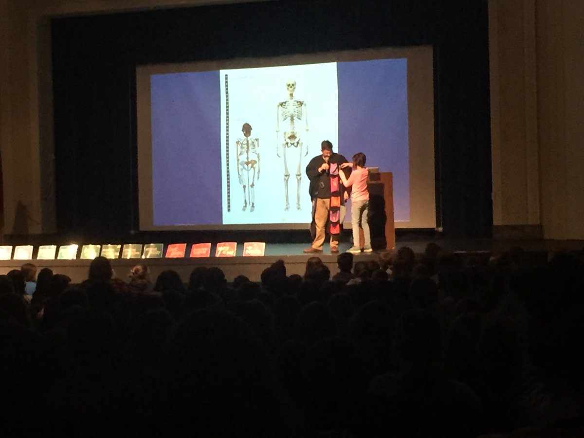 ForestRoad_LRC's tweet photo. Christopher Lloyd's @whatonearthbook author visit was hilarious and informative!  Inspiration for a new generation of historians and scientists!  Thanks to @AndersonsBkshp for sponsoring the author visit! @lagrange_102 @FR_Principals @ForestRoad_5th @ForestRoad_6th https://t.co/LpvAJMbAGM